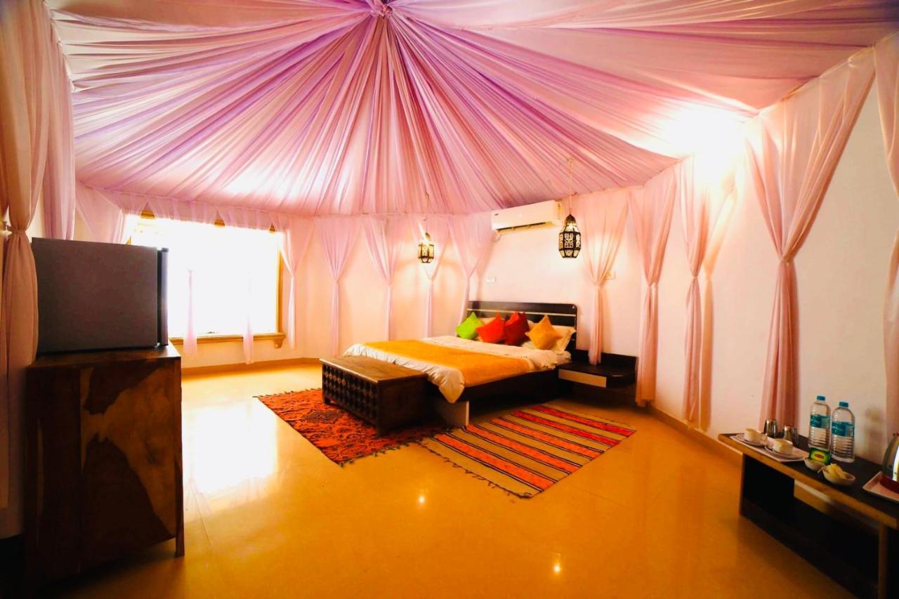 Serendipity Desert Camp&Resort 자이살메르 외부 사진